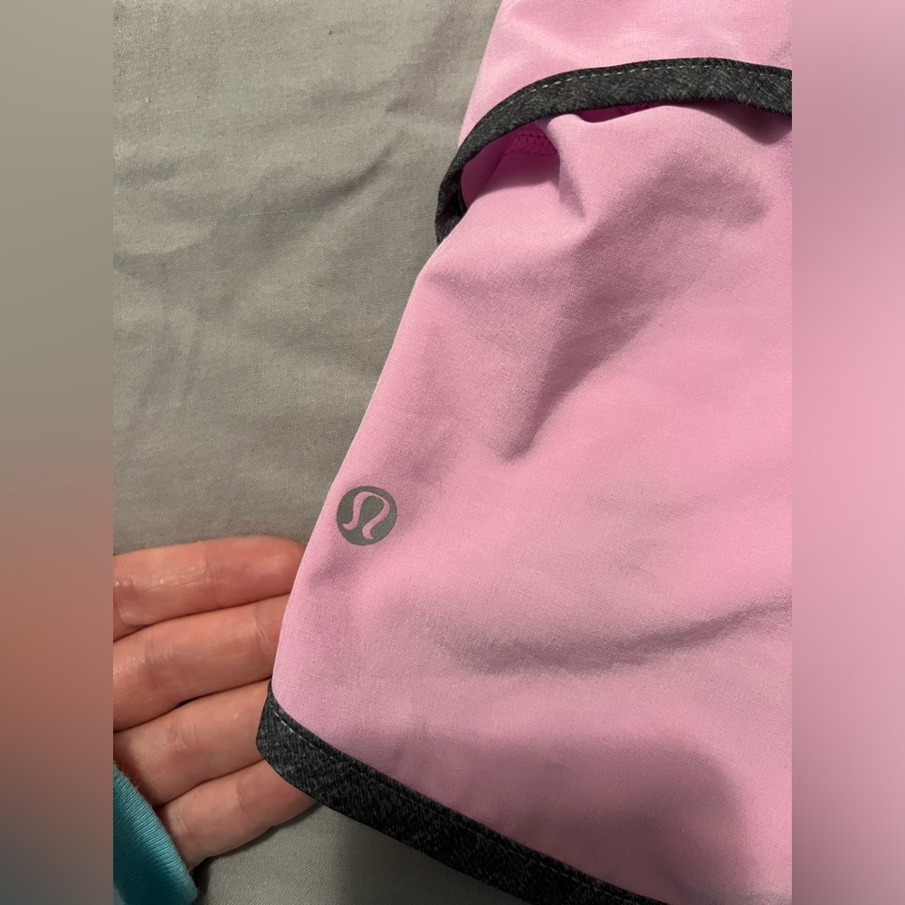 Lululemon Speed Short- Luxtreme Vintage Baby Pink- Size 10 - Picture 4 of 7